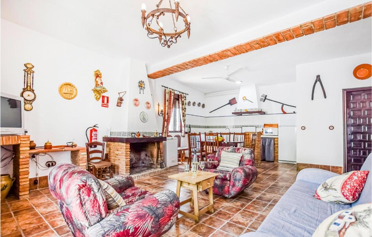 3 Bedroom Awesome Home In רוטה מראה חיצוני תמונה