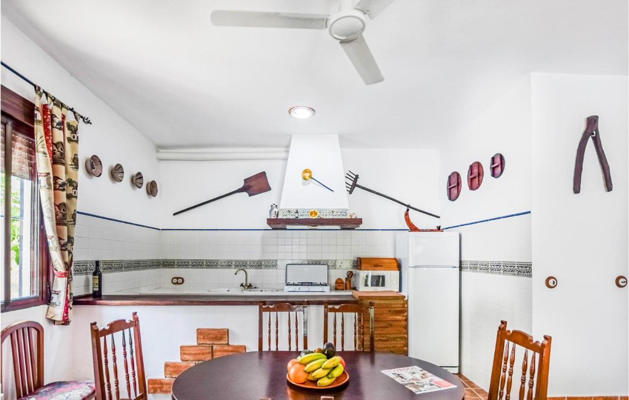 3 Bedroom Awesome Home In רוטה מראה חיצוני תמונה