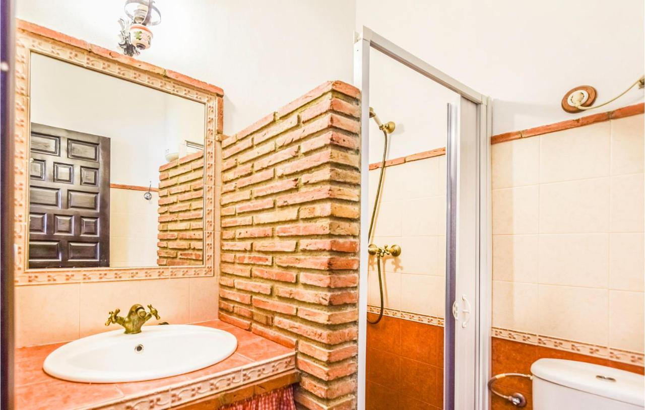 3 Bedroom Awesome Home In רוטה מראה חיצוני תמונה